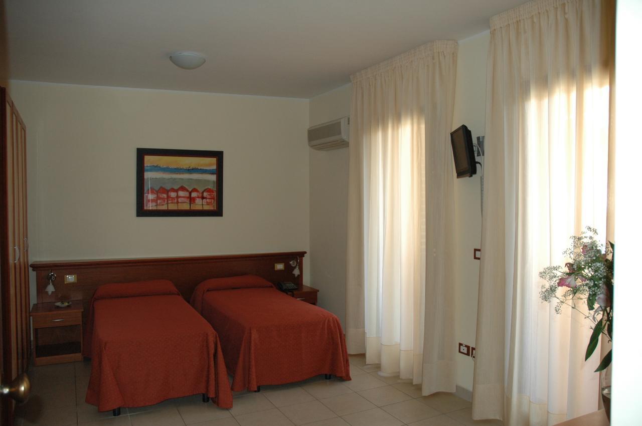 Hotel Residence Al.Pa. Reggio Calabria Exterior photo